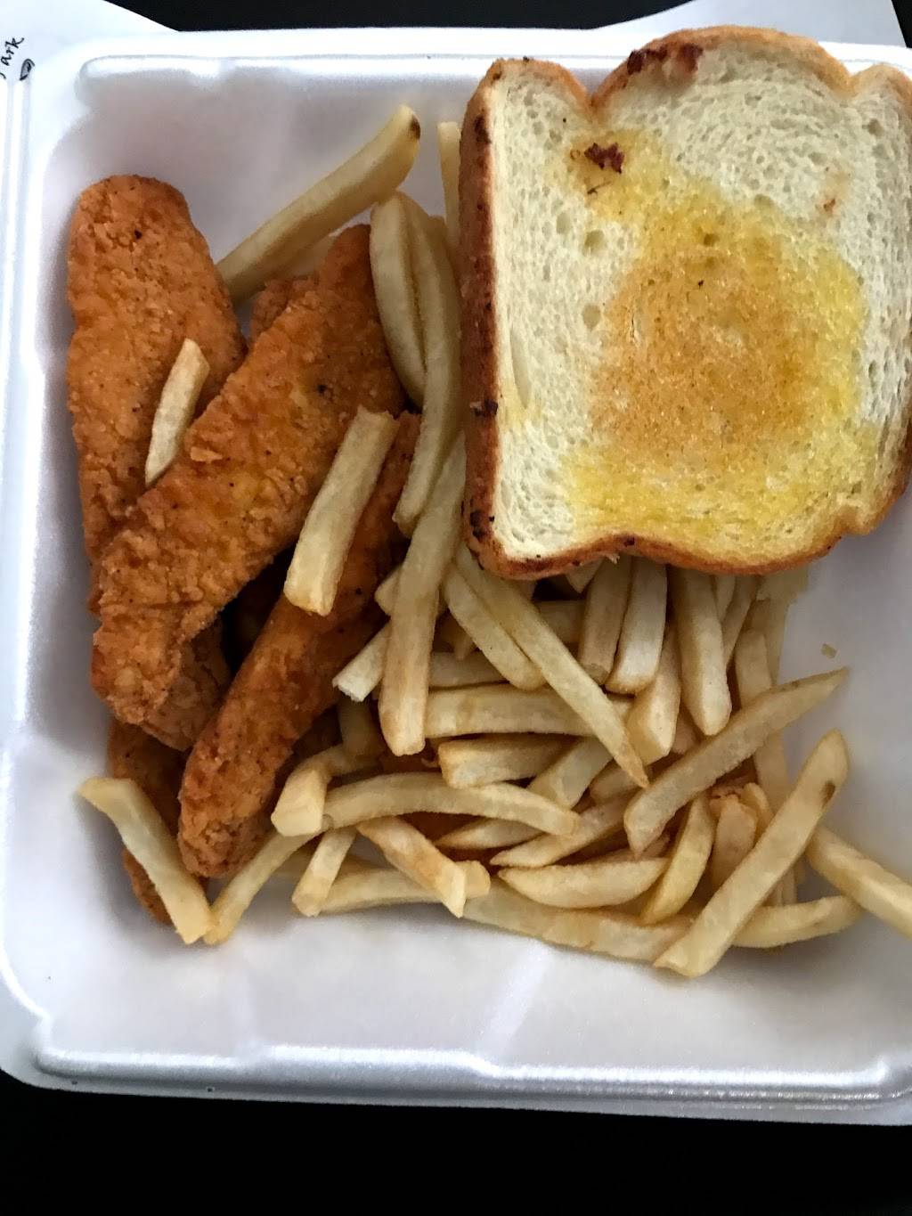 Lous Coney Island | restaurant | 19100 Mound Rd, Detroit, MI 48234, USA | 3138915222 OR +1 313-891-5222