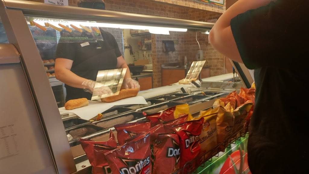 Subway | restaurant | 1376 E Penn St, Muncy, PA 17756, USA | 5709350466 OR +1 570-935-0466