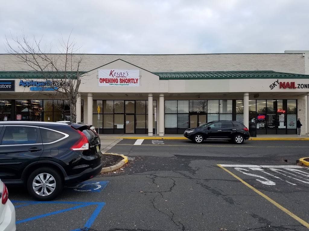 Kesars - an Indian thali | restaurant | 319 US-130 #26, East Windsor, NJ 08520, USA | 6093018706 OR +1 609-301-8706