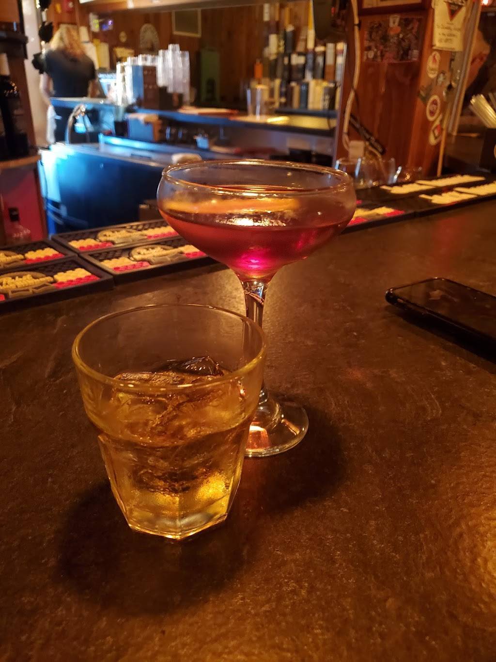 Quarry House Tavern | restaurant | 8401 Georgia Ave, Silver Spring, MD 20910, USA | 3018445504 OR +1 301-844-5504