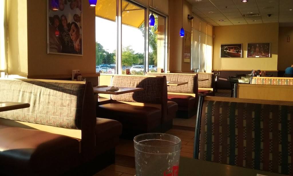 Big Boy | restaurant | 90 E Tienken Rd, Rochester Hills, MI 48306, USA | 2486017777 OR +1 248-601-7777