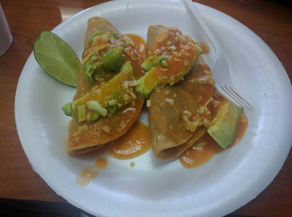 Pescaderia Dannys Cevicheria | restaurant | 1210 S Greenwood Ave, Montebello, CA 90640, USA | 3234771722 OR +1 323-477-1722