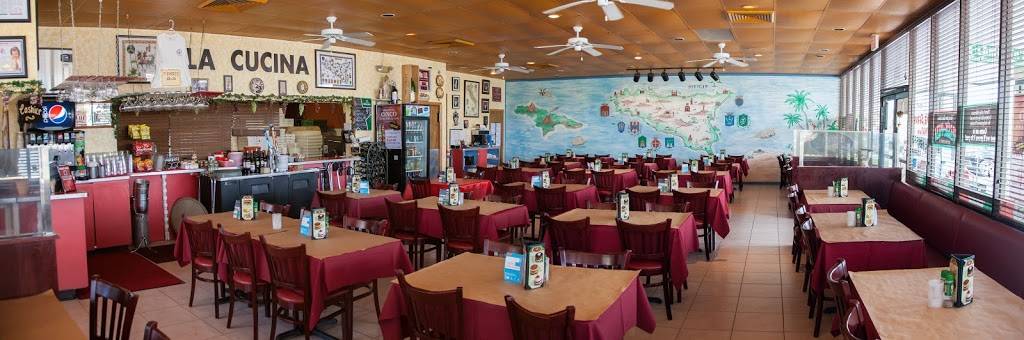 LaMottas Italian Restaurant & Pizzeria | meal takeaway | 15660 San Carlos Blvd #225, Fort Myers, FL 33908, USA | 2394825505 OR +1 239-482-5505