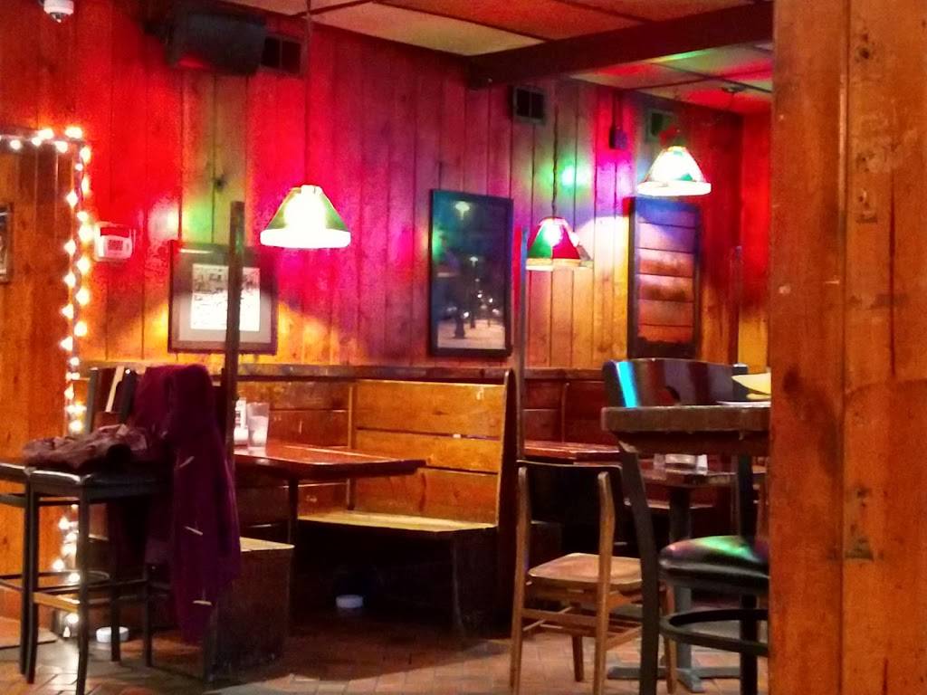 Bears Place | restaurant | 1316 E 3rd St, Bloomington, IN 47401, USA | 8123393460 OR +1 812-339-3460