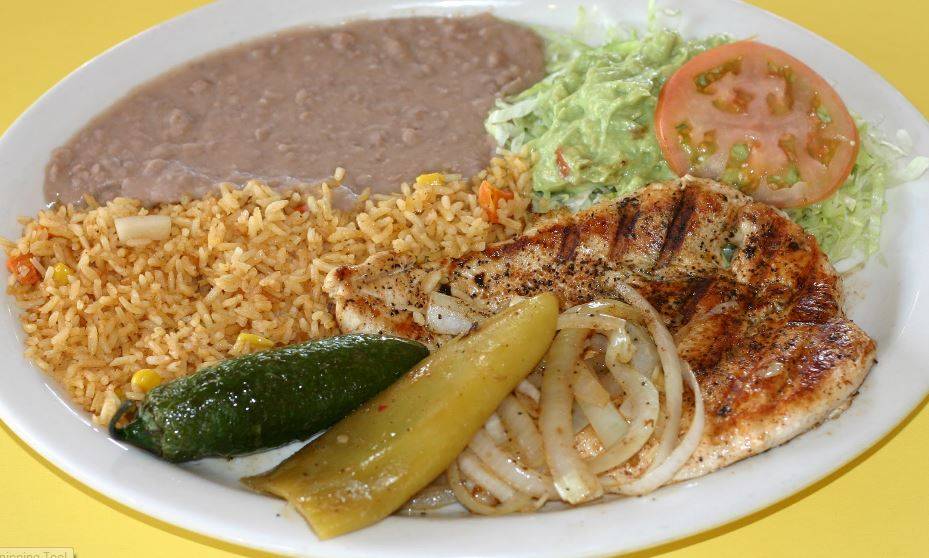 Chakas Mexican Restaurant | restaurant | 6265 E Evans Ave, Denver, CO 80222, USA | 3039938105 OR +1 303-993-8105