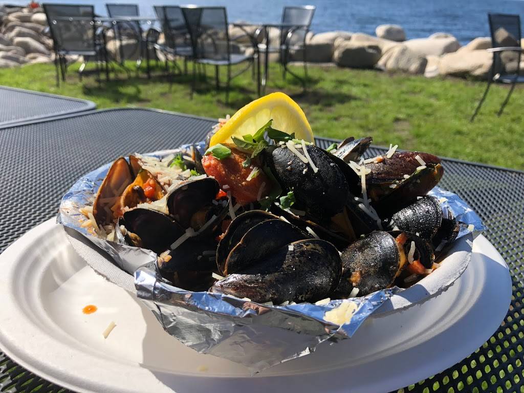 The Lobster Pool | restaurant | 329 Granite St, Rockport, MA 01966, USA | 9785467808 OR +1 978-546-7808