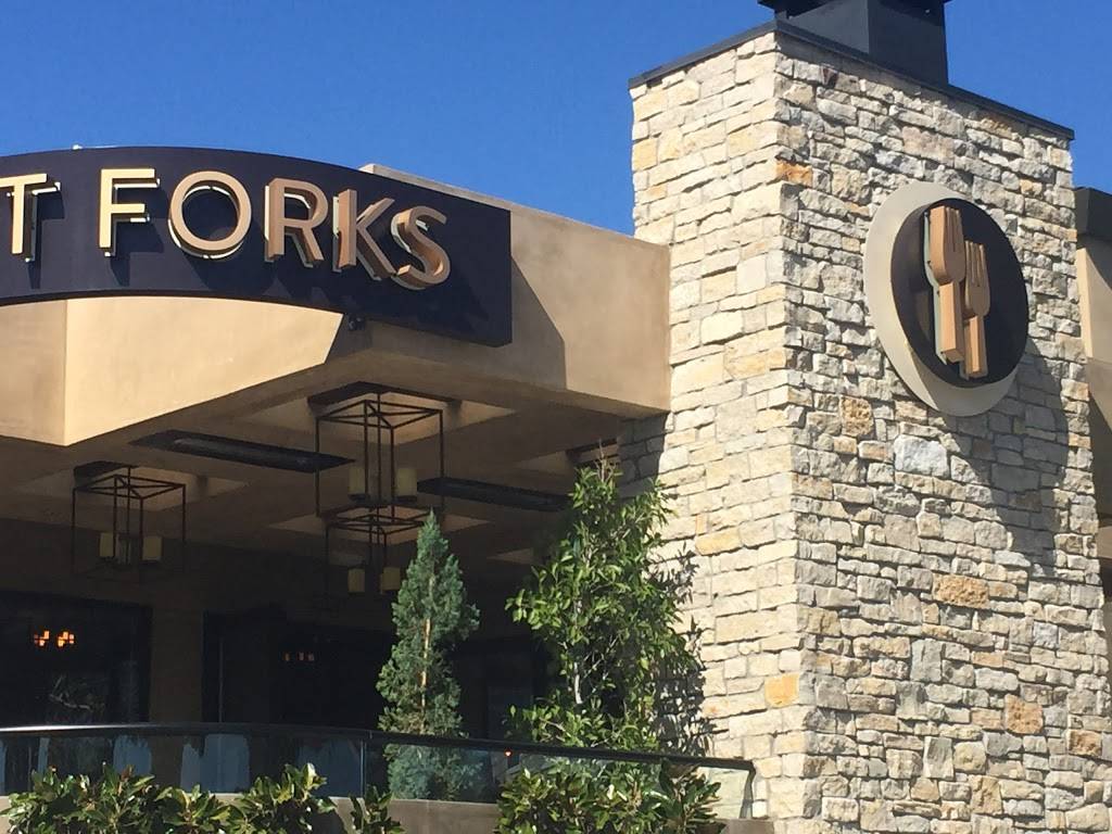 Two Left Forks | restaurant | 34212 Pacific Coast Hwy, Dana Point, CA 92629, USA | 9494898911 OR +1 949-489-8911