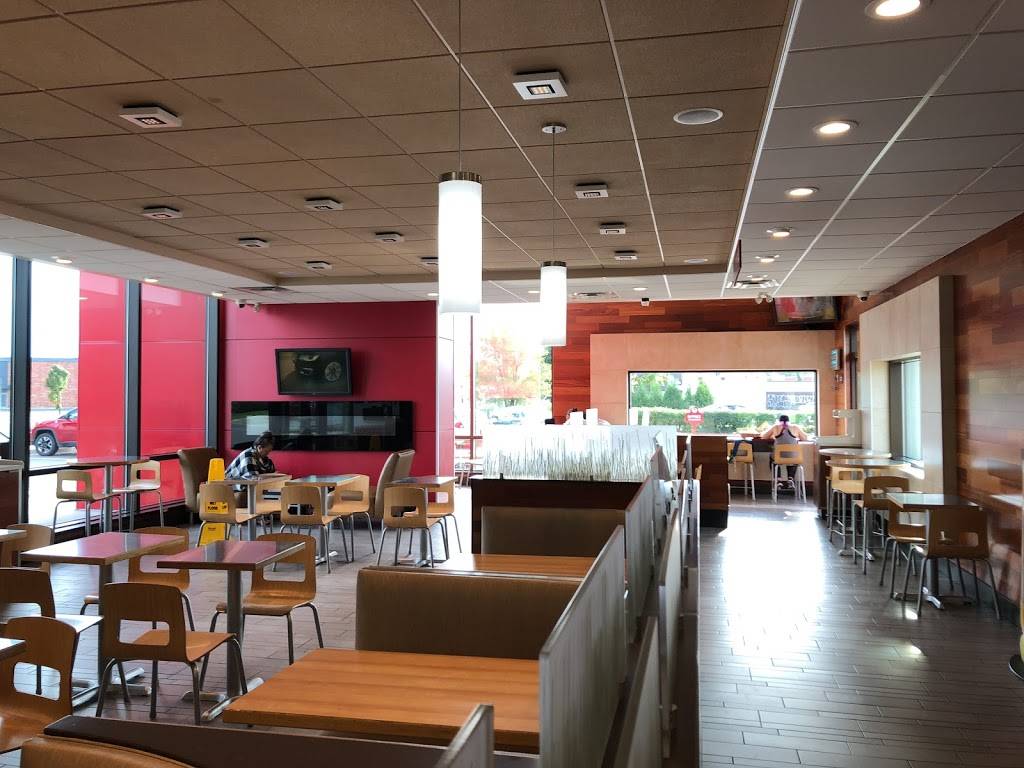 Wendys | restaurant | 8699 Boulevard Newman, LaSalle, QC H8R 1Y9, Canada | 5147987451 OR +1 514-798-7451