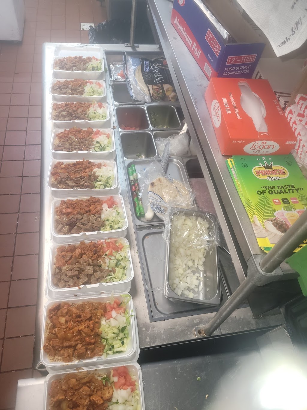 Prince Gyro | restaurant | 48 Ferry St, Newark, NJ 07105, USA | 9733446185 OR +1 973-344-6185