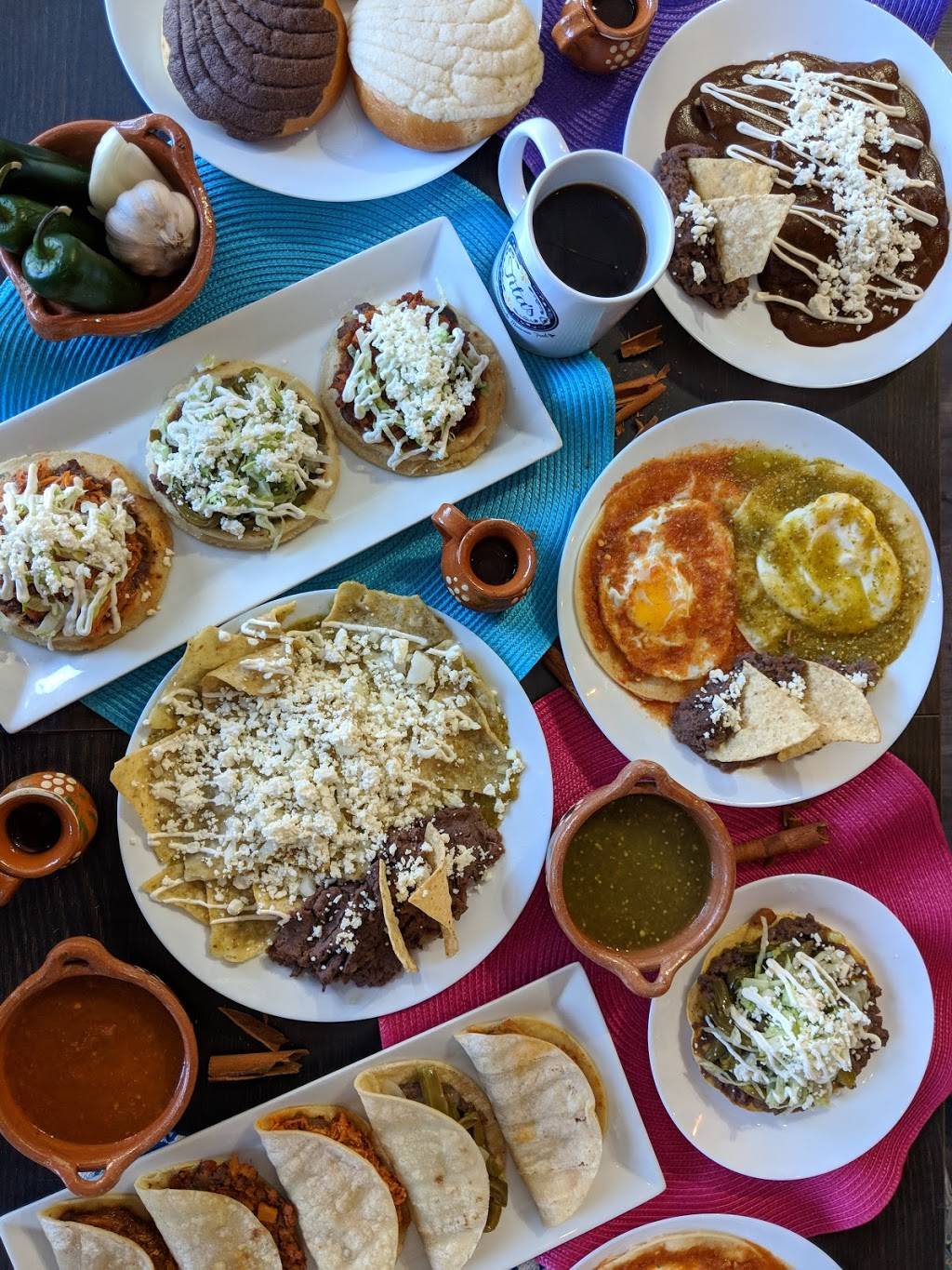 Titas Mexican Food | restaurant | 7-2491 Lake Shore Blvd W, Etobicoke, ON M8V 1C5, Canada | 6476938422 OR +1 647-693-8422