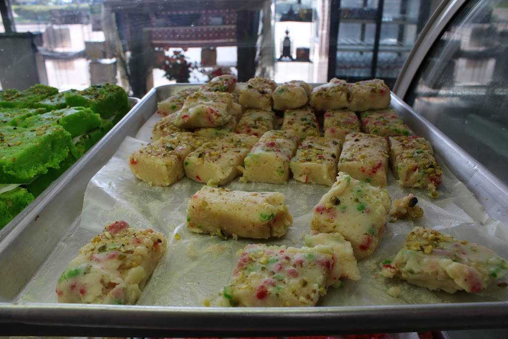 Dilpasand Mithai & Snacks | restaurant | 14621 Beechnut St, Houston, TX 77083, USA | 2815615555 OR +1 281-561-5555