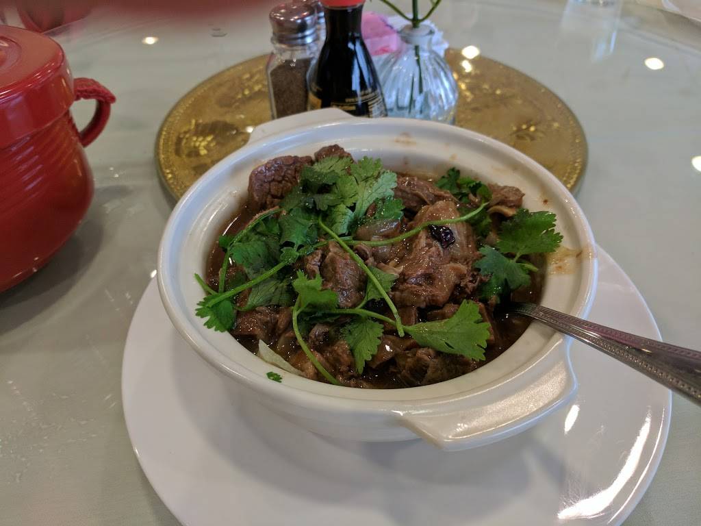 Zs Chinese Cuisine | restaurant | 5158 W Olive Ave, Glendale, AZ 85302, USA | 6239372299 OR +1 623-937-2299