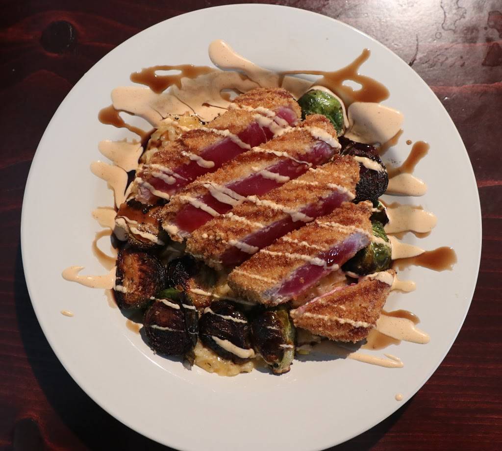 Phoenix House 1835 LLC | restaurant | 7 Potato Hill Rd, Enosburg Falls, VT 05450, USA | 8029338400 OR +1 802-933-8400