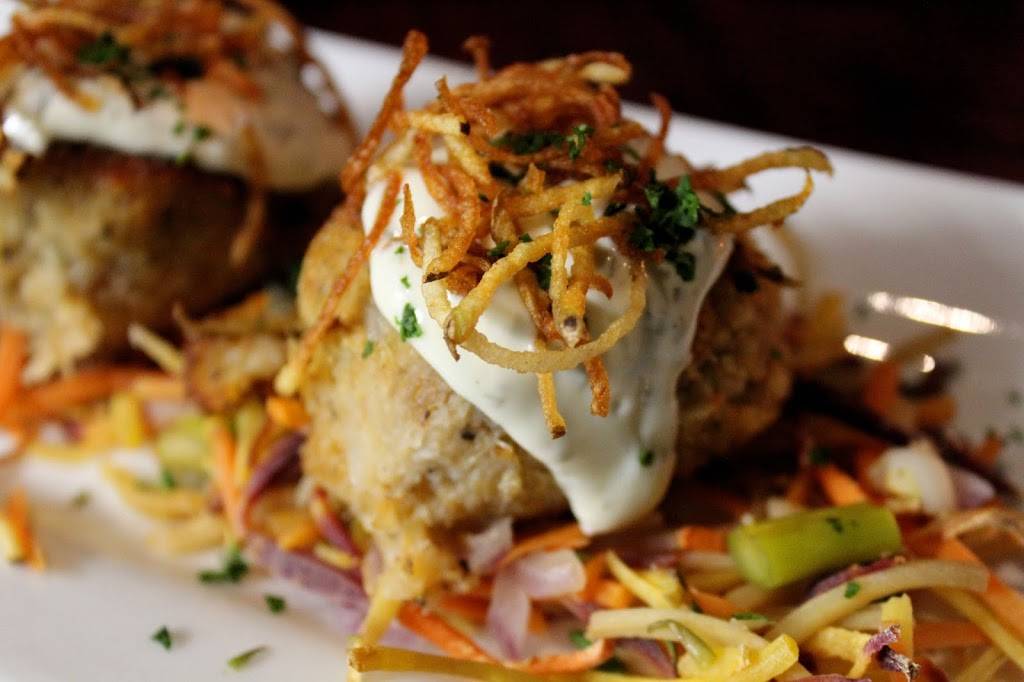 Chops Wine Bar | restaurant | 6417 W Jefferson Blvd, Fort Wayne, IN 46804, USA | 2604369115 OR +1 260-436-9115