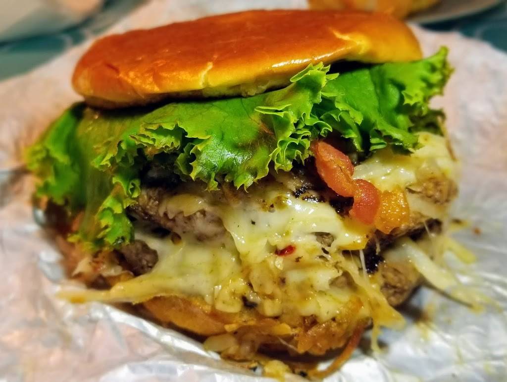 Greedy Burger | restaurant | 4211 20th St, Vero Beach, FL 32960, USA | 7725627245 OR +1 772-562-7245