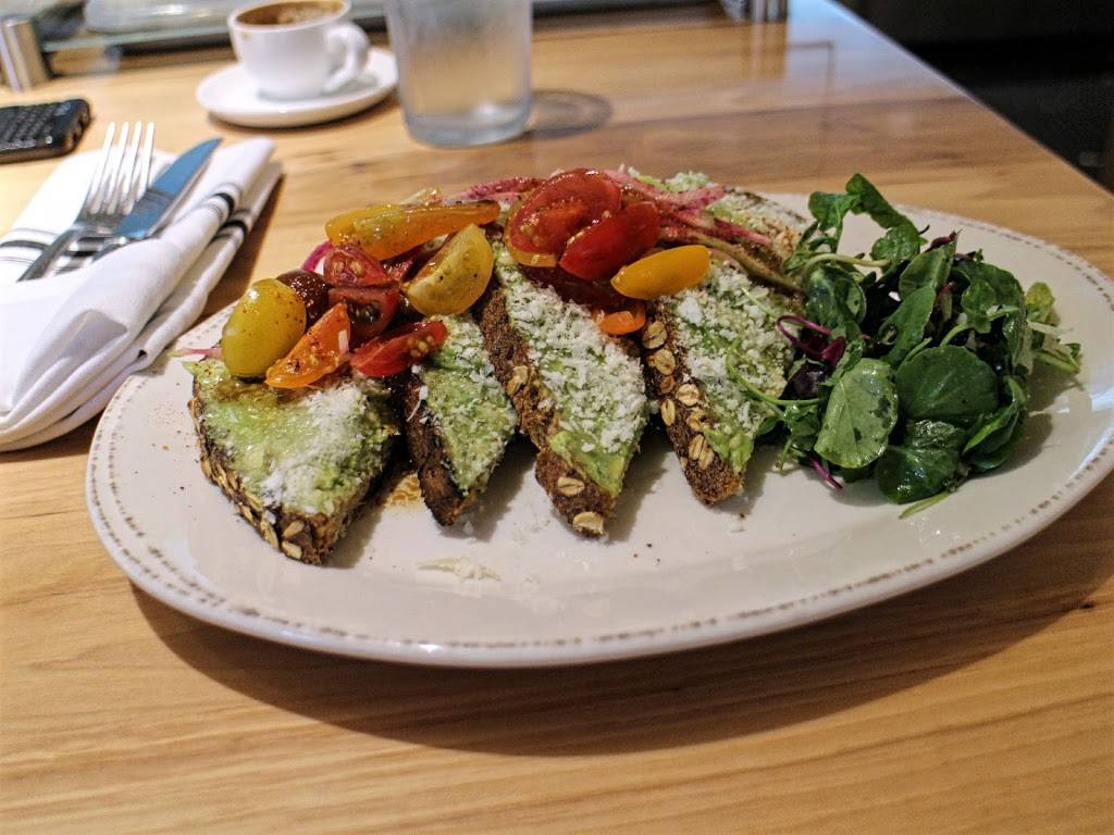 Overeasy | restaurant | 1914 Commerce St, Dallas, TX 75201, USA | 4693208998 OR +1 469-320-8998