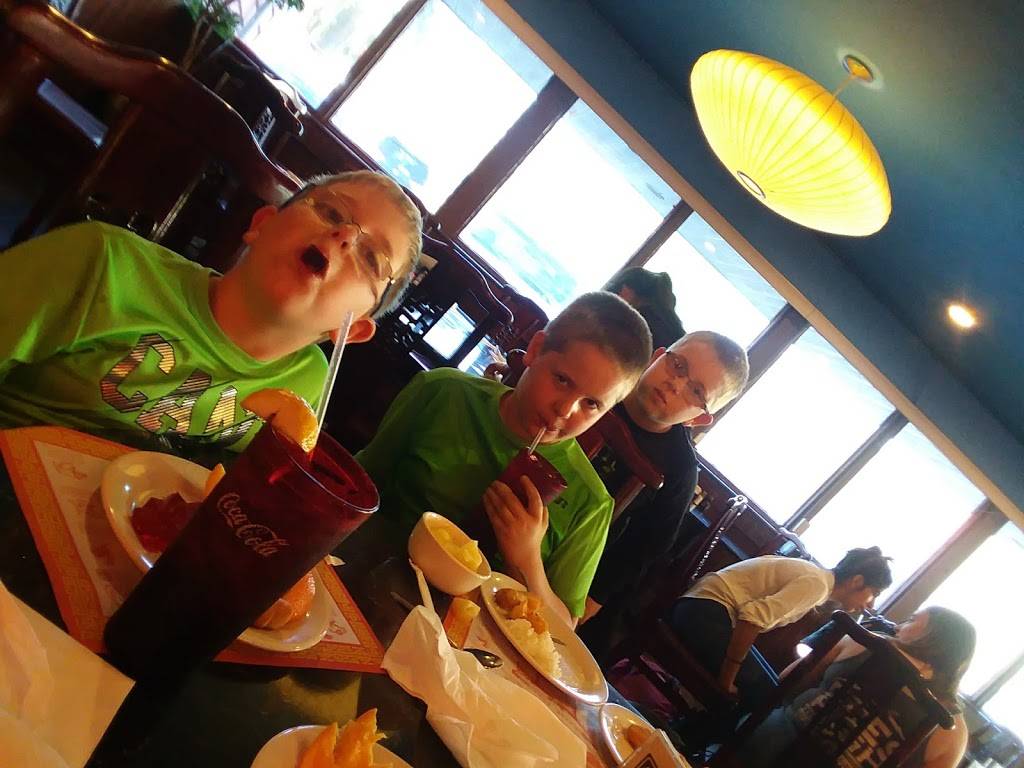 Szechuan Panda II Chinese Restaurant | restaurant | 2031 NW 13th St, Gainesville, FL 32609, USA | 3523370888 OR +1 352-337-0888