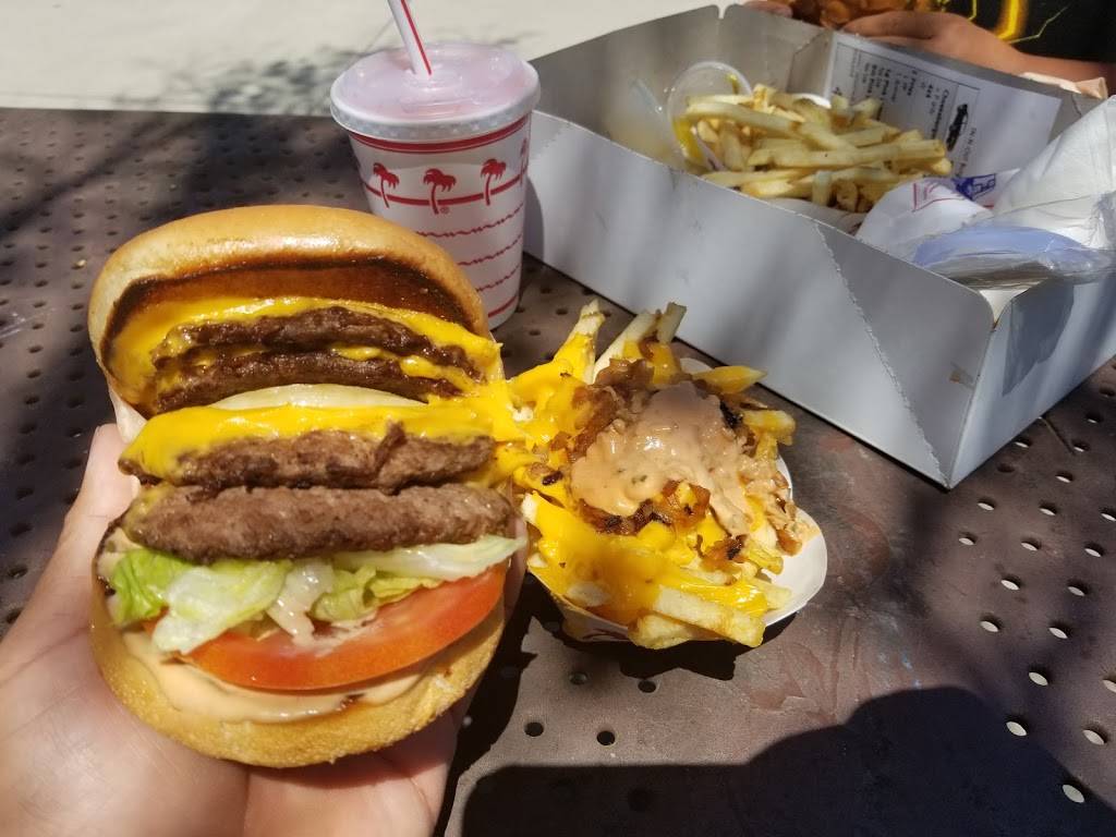 In-N-Out Burger | restaurant | 1316 Ventura Blvd, Camarillo, CA 93010, USA | 8007861000 OR +1 800-786-1000