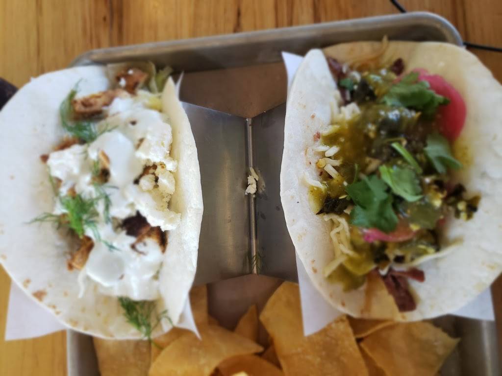 Con Quesos Fusion Tacos | restaurant | 2016 M.L.K. Jr Blvd #8, Fayetteville, AR 72701, USA | 4792498495 OR +1 479-249-8495