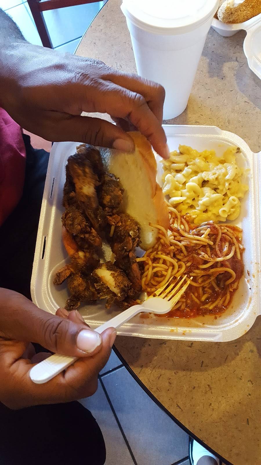 Lutfis Fried Fish | restaurant | 794 Sw US-40, Blue Springs, MO 64014, USA | 8165981070 OR +1 816-598-1070