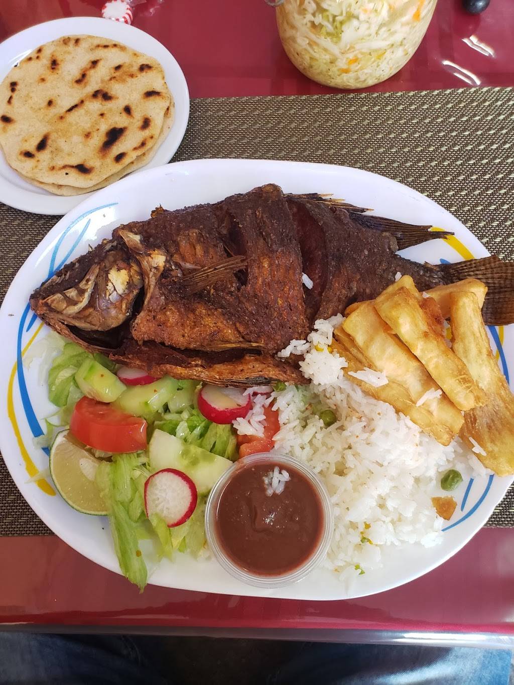 Amanecer Salvadoreño Restaurant | restaurant | 2663 Islington Ave, Etobicoke, ON M9V 2X6, Canada | 4167451793 OR +1 416-745-1793