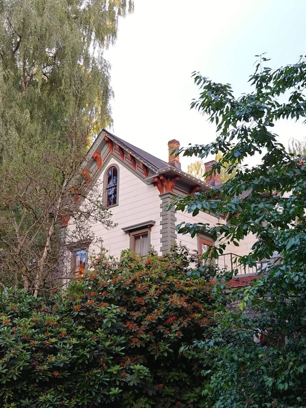 McMenamins Imbrie Hall | restaurant | 4045 Northeast Cornelius Pass Rd Imbrie, Hall, Hillsboro, OR 97124, USA | 5036406174 OR +1 503-640-6174