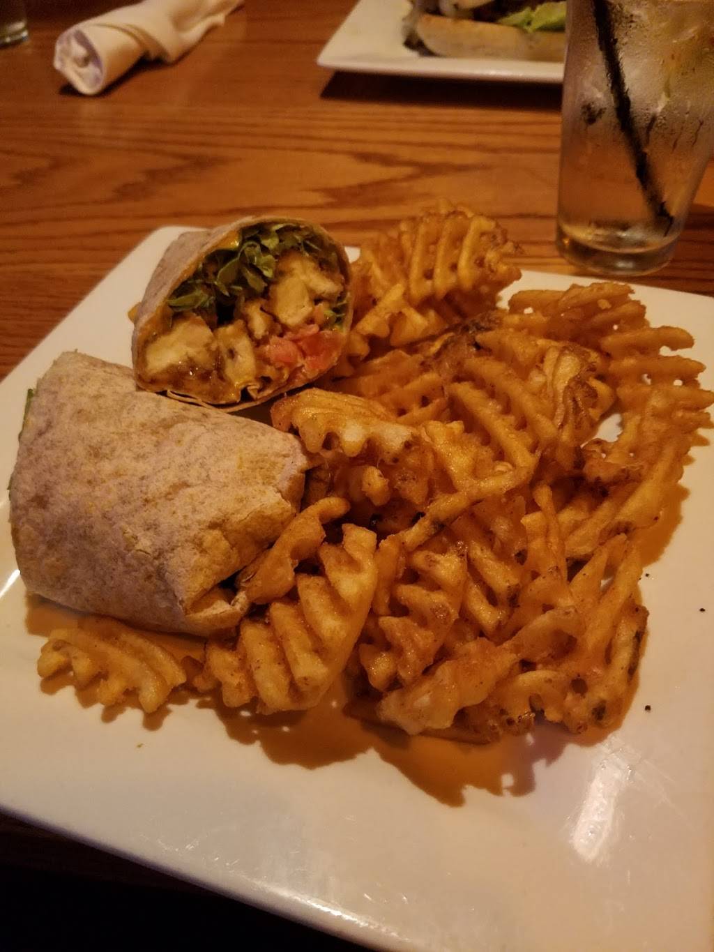 Valhalla Station Restaurant | restaurant | 2 Cleveland St, Valhalla, NY 10595, USA | 9146827445 OR +1 914-682-7445