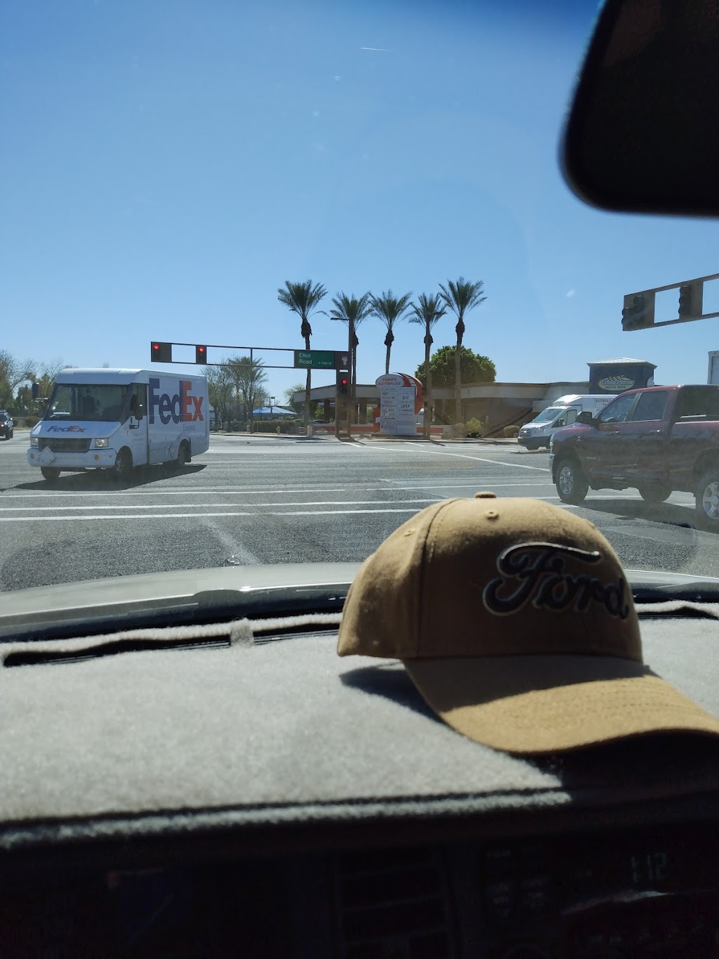 Whataburger | restaurant | 1800 W Elliot Rd, Tempe, AZ 85284, USA | 4807614785 OR +1 480-761-4785