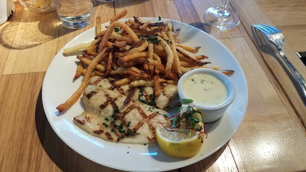 Buck &Rider | restaurant | 4225 E Camelback Rd, Phoenix, AZ 85018, USA | 6023460110 OR +1 602-346-0110