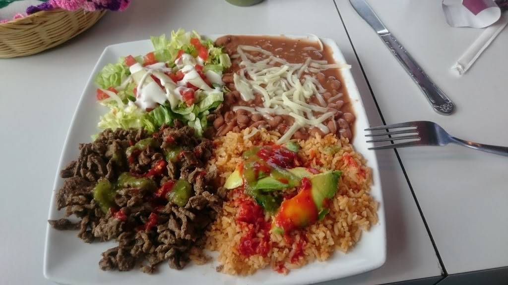 La Cabaña de Raya | restaurant | 35431 US-101 Business, Astoria, OR 97103, USA | 5033253656 OR +1 503-325-3656