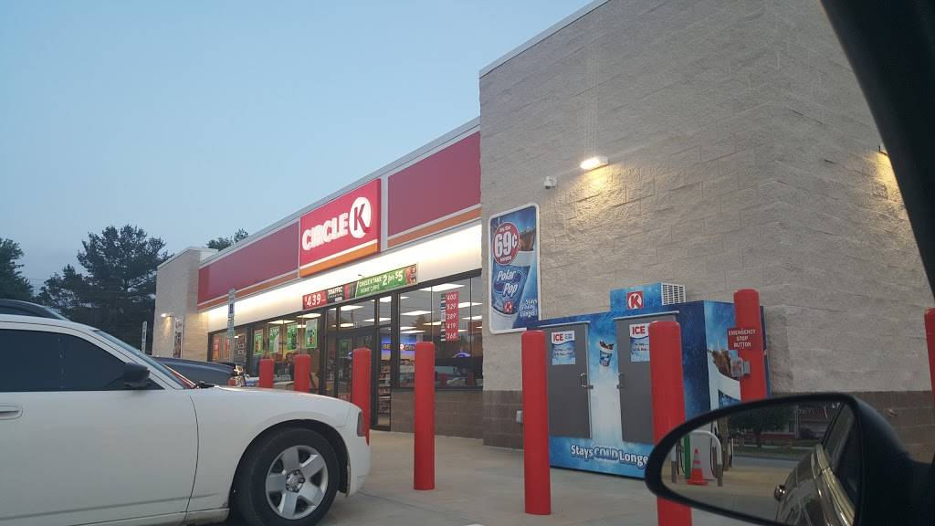 Circle K | meal takeaway | 3240 Mahoning Rd NE, Canton, OH 44705, USA | 3304546773 OR +1 330-454-6773
