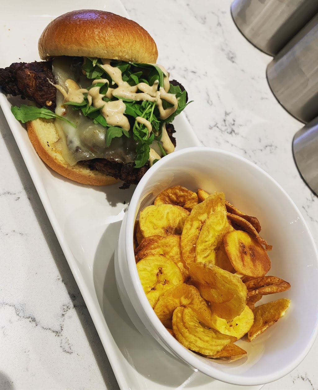 J Spice | restaurant | 135 N Kedzie Ave, Chicago, IL 60612, USA | 7739805401 OR +1 773-980-5401