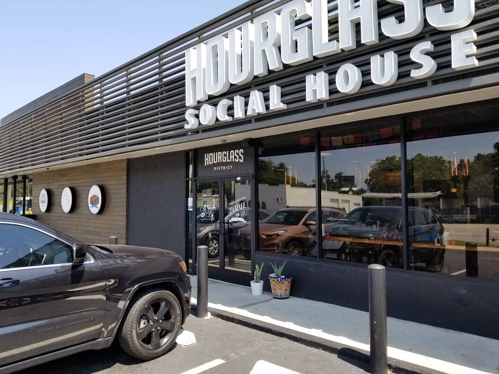 Tamale Co. Mexican Street Food Hourglass | restaurant | 2411 Curry Ford Rd ste b, Orlando, FL 32806, USA | 4072036505 OR +1 407-203-6505