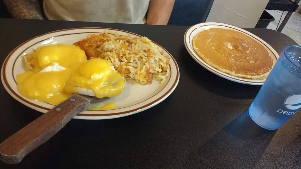 Falls Cafe | restaurant | 1118 Plankview Green Blvd, Sheboygan Falls, WI 53085, USA | 9205500060 OR +1 920-550-0060