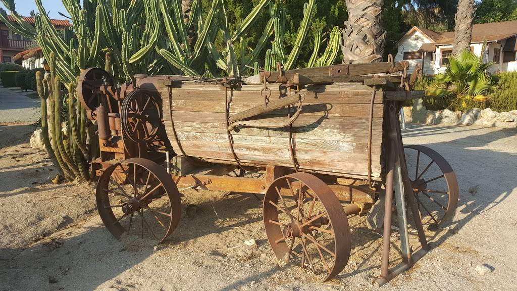 The Grand Oak Farm to Table | restaurant | 10600 Highland Springs Ave, Cherry Valley, CA 92223, USA | 9518451151 OR +1 951-845-1151