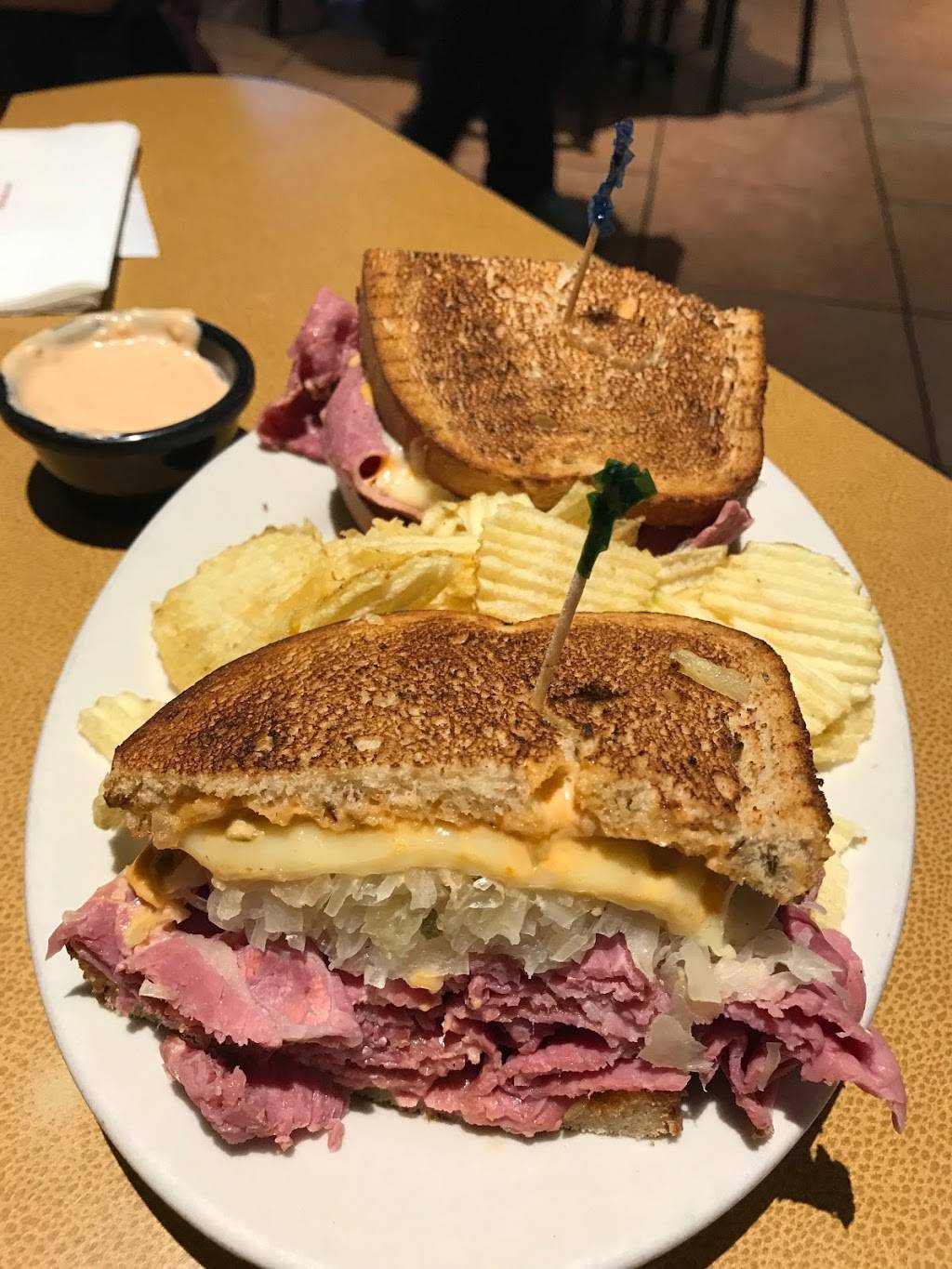 Jasons Deli | restaurant | 975 Savannah Hwy, Charleston, SC 29407, USA | 8437696900 OR +1 843-769-6900