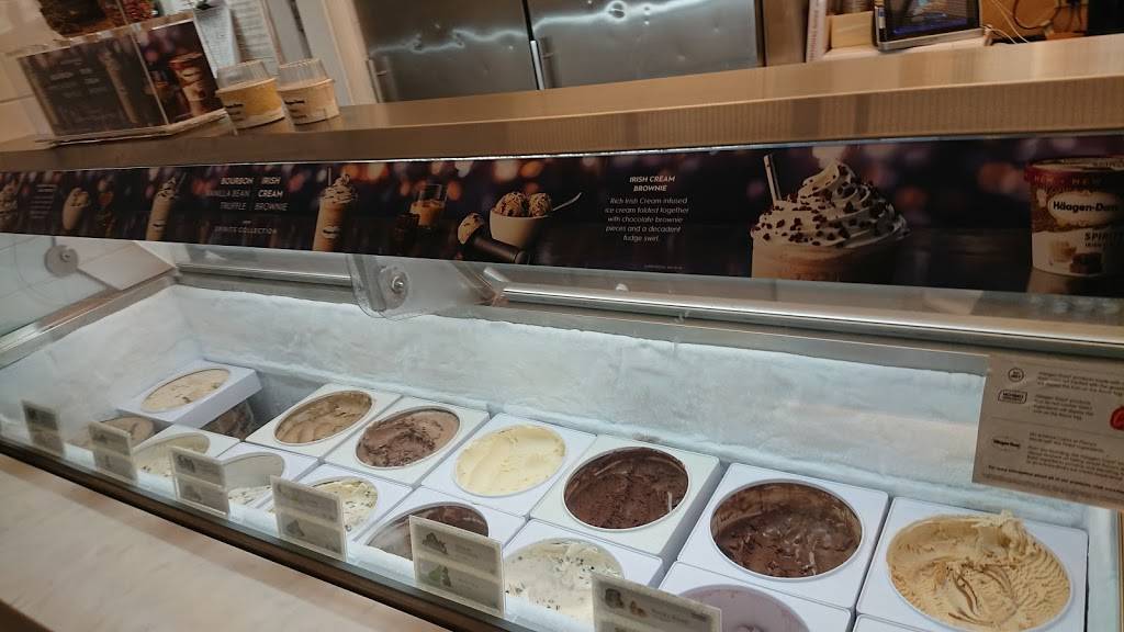 Häagen-Dazs | restaurant | Sheraton Princess Kaiulani, 2344 Kalakaua Ave, Honolulu, HI 96815, USA | 8089249336 OR +1 808-924-9336