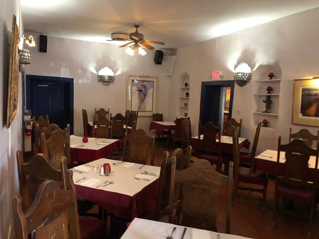 La Placita Dining Rooms | restaurant | 206 San Felipe St NW, Albuquerque, NM 87104, USA | 5052472204 OR +1 505-247-2204