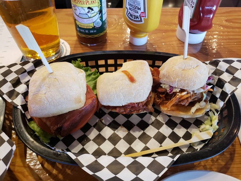 The Twisted Pig | restaurant | 2717 Coffee Rd, Modesto, CA 95355, USA | 2092487243 OR +1 209-248-7243