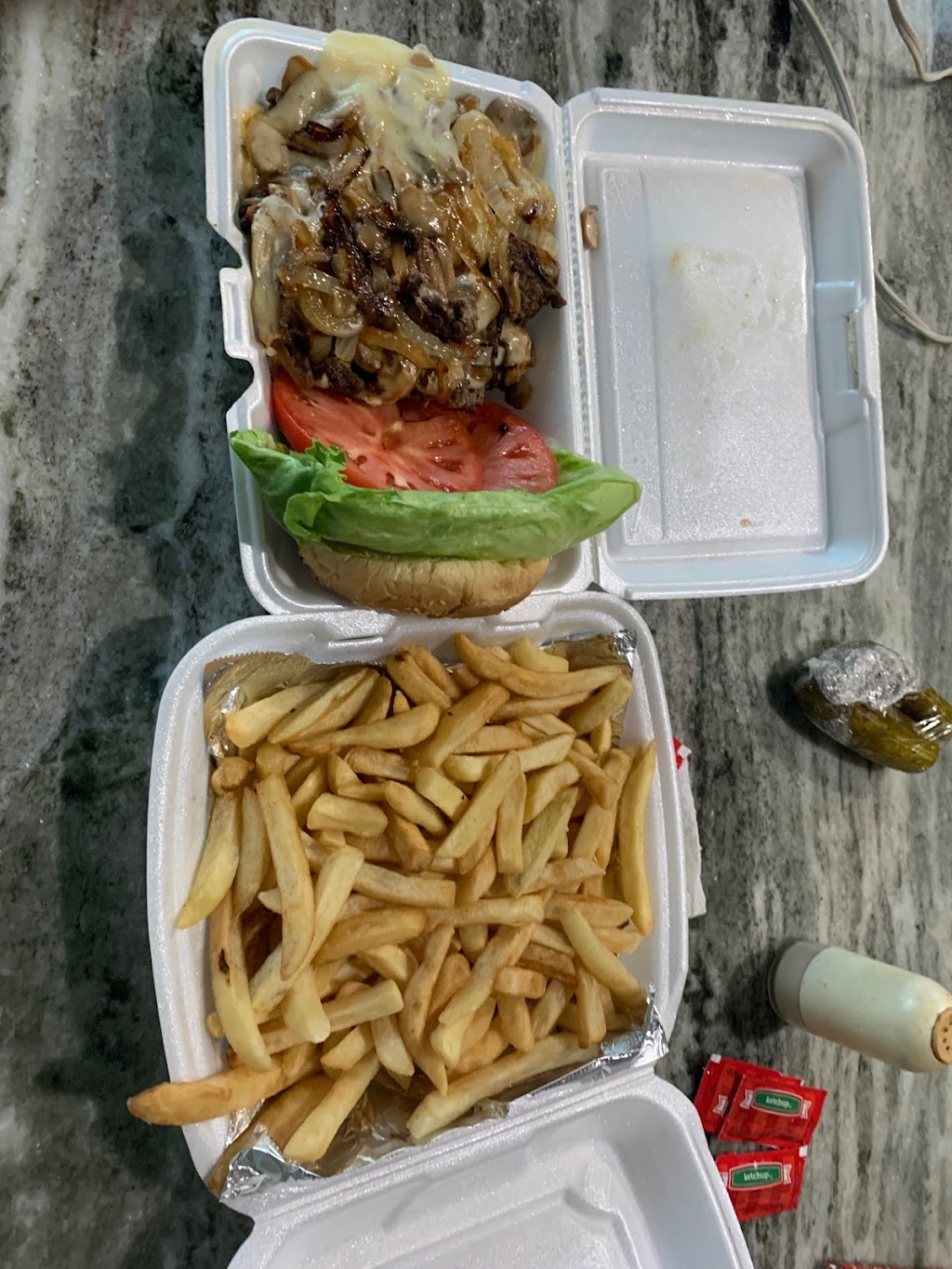 Boriss Deli | restaurant | 7095 Cooley Lake Rd, West Bloomfield Township, MI 48324, USA | 2485007777 OR +1 248-500-7777