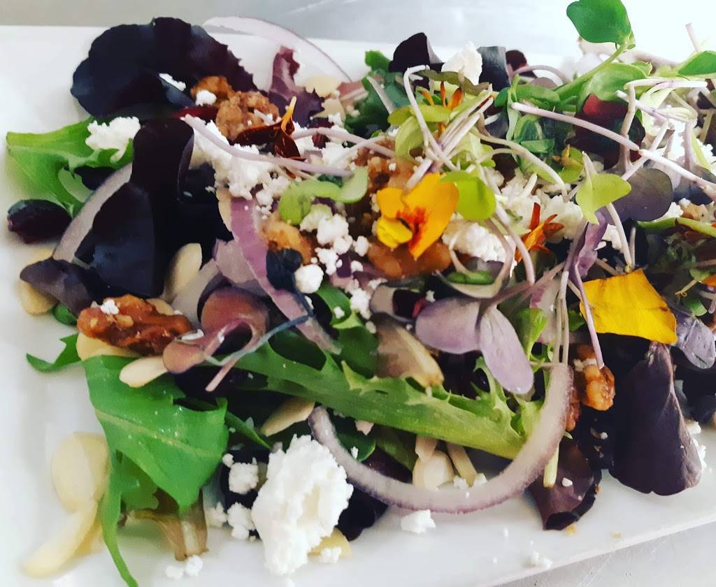 Iron Horse Bar & Grill | restaurant | 1 Church St, Cookstown, ON L0L 1L0, Canada | 7054582500 OR +1 705-458-2500