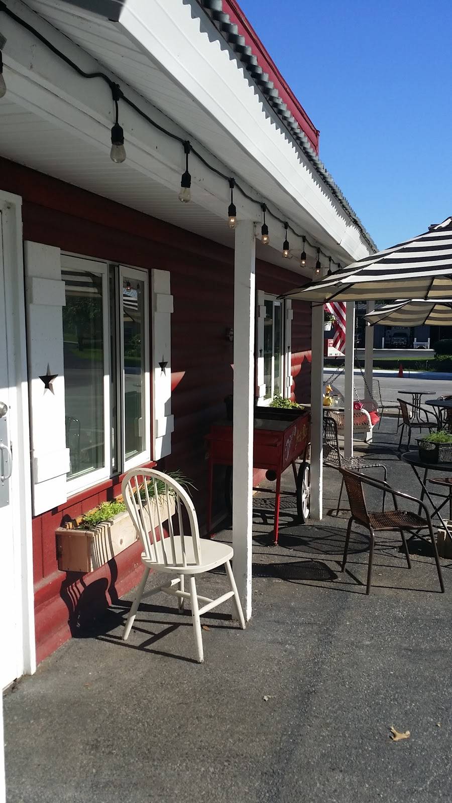 Gold Star Cafe and Catering | restaurant | 1336 E Commercial Ave, Lowell, IN 46356, USA | 2196903487 OR +1 219-690-3487