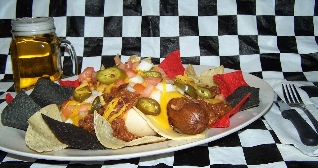 Checkers tavern & eatery | restaurant | 3120 6th St SW #4010, Cedar Rapids, IA 52404, USA | 3193649927 OR +1 319-364-9927