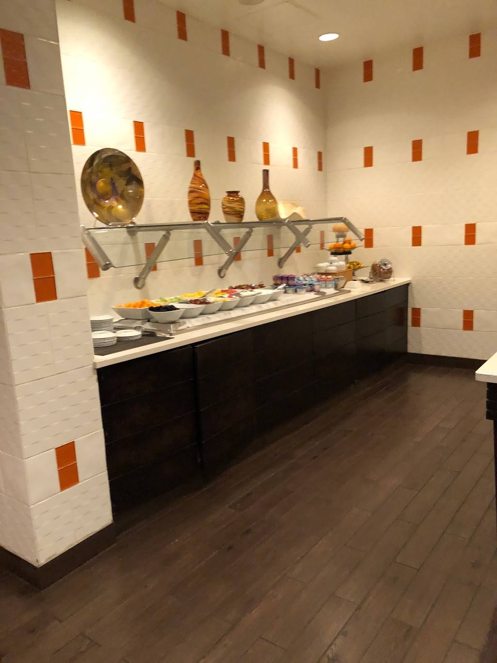 Tangerine at the Bayfront Hilton | restaurant | 333 1st St S, St. Petersburg, FL 33701, USA | 7278945000 OR +1 727-894-5000