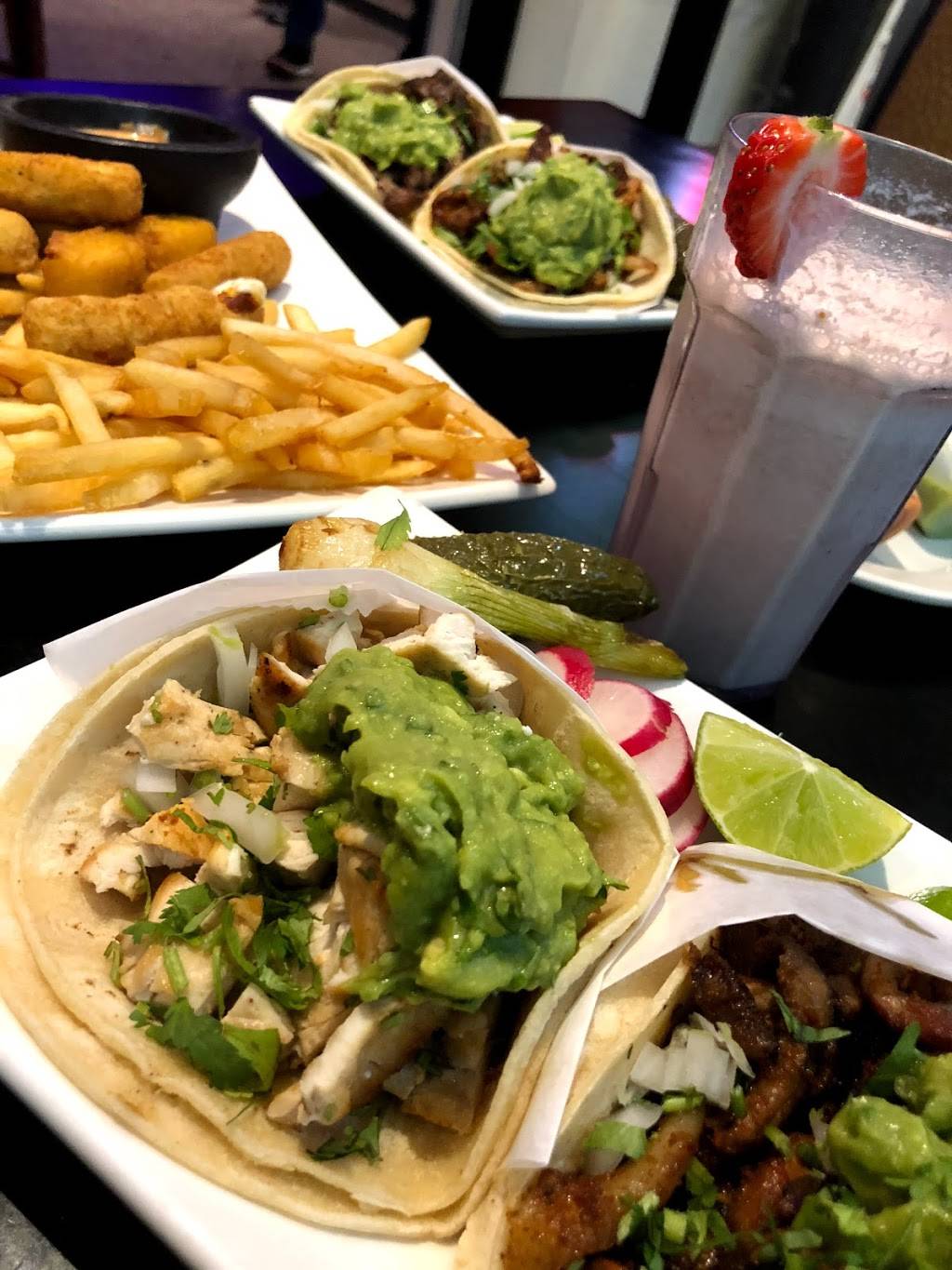 Los Tres Potrillos | restaurant | 111-16 Roosevelt Ave, Corona, NY 11368, USA | 7185051533 OR +1 718-505-1533