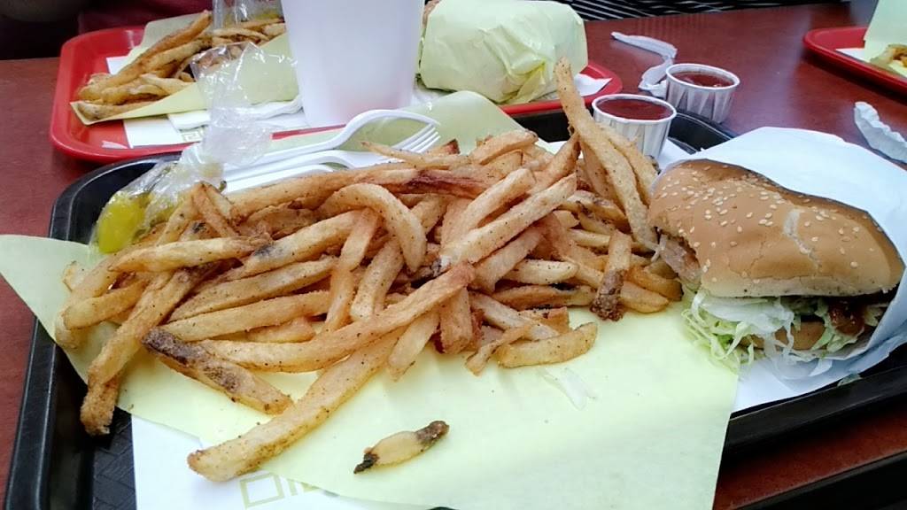 Daglas Drive-In | restaurant | 20036 Vanowen St, Canoga Park, CA 91306, USA | 8188836313 OR +1 818-883-6313