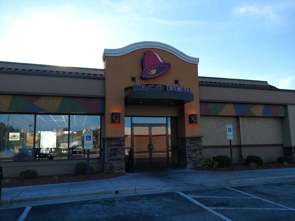 Taco Bell | meal takeaway | 185 Freedom Way, Midway Park, NC 28544, USA | 9103539455 OR +1 910-353-9455