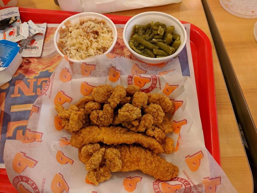 Popeyes Louisiana Kitchen | restaurant | 3450 Austin Bluffs Pkwy, Colorado Springs, CO 80918, USA | 7195988774 OR +1 719-598-8774