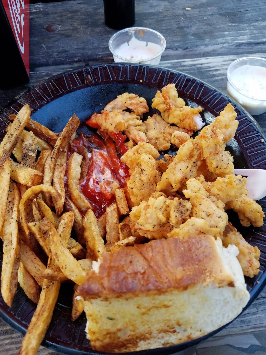 Rhineharts Oyster Bar | restaurant | 305 N Belair Rd, Evans, GA 30809, USA | 7068686850 OR +1 706-868-6850