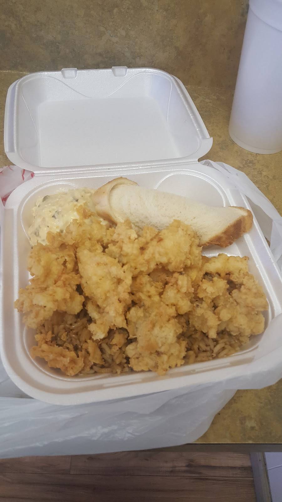 Shakers Conch House | restaurant | 10149 NW 22nd Ave, Miami, FL 33147, USA | 3058363345 OR +1 305-836-3345